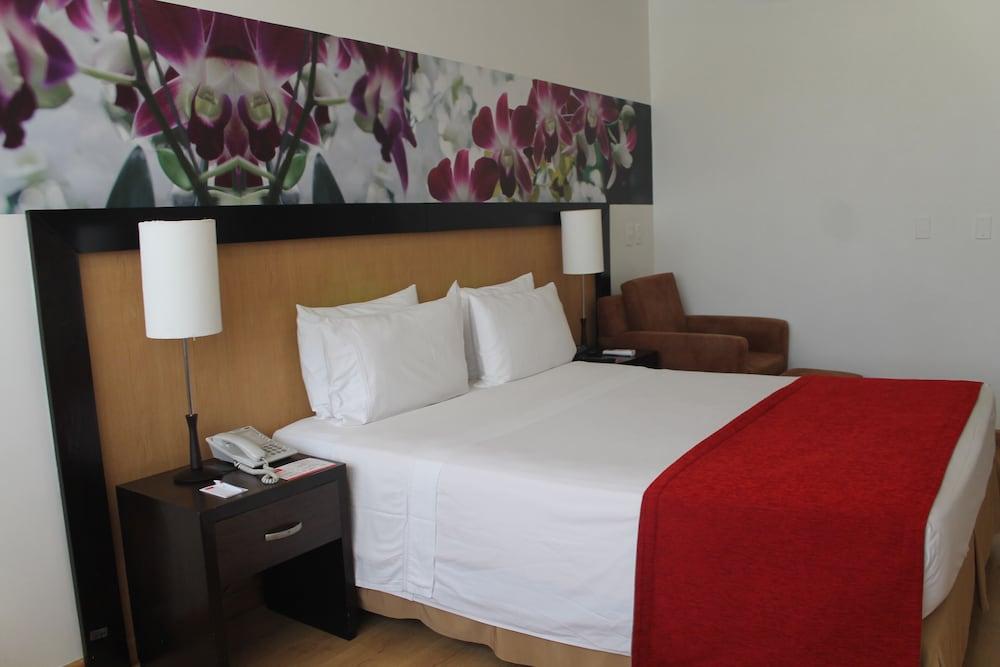 Mi Hotel Sandiego Medellín Extérieur photo