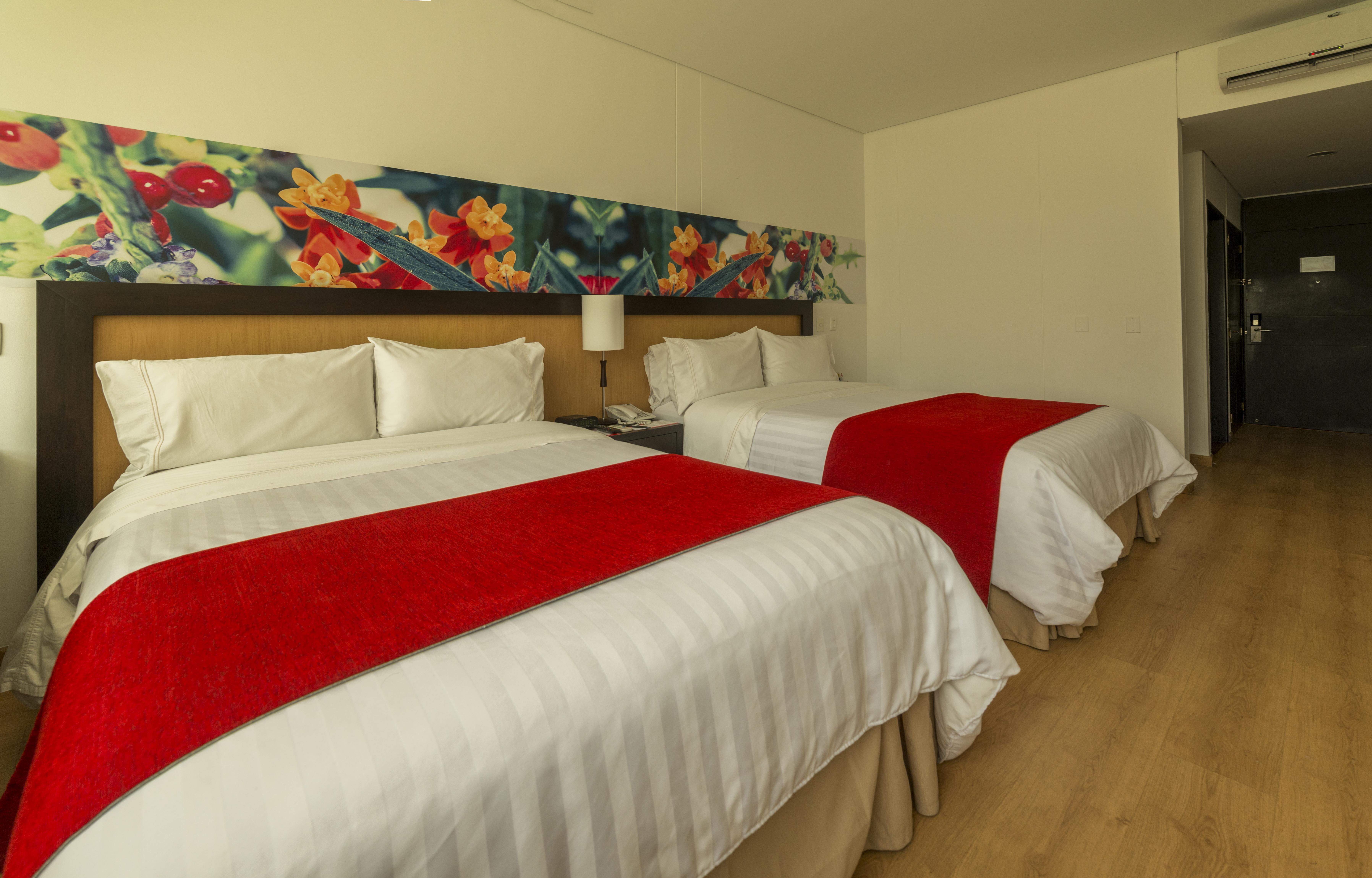 Mi Hotel Sandiego Medellín Extérieur photo